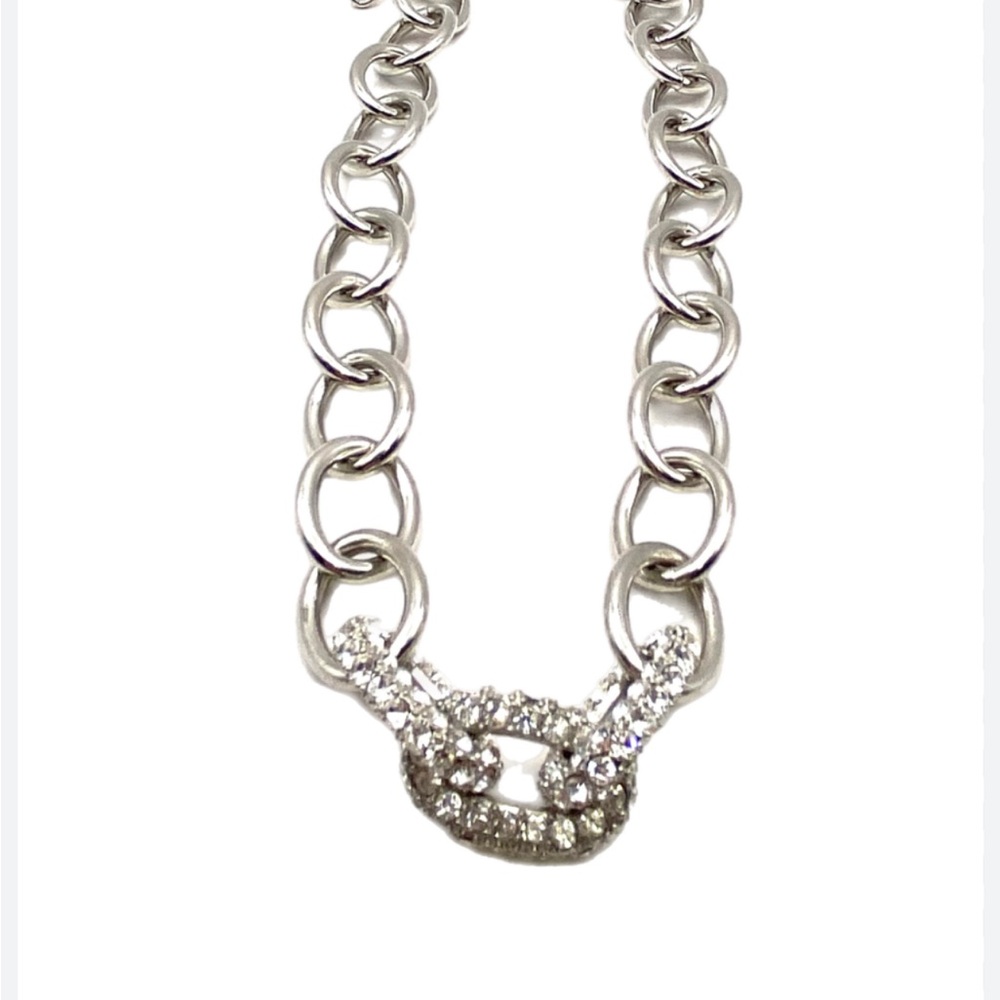 Elegant Silver Chain Necklace